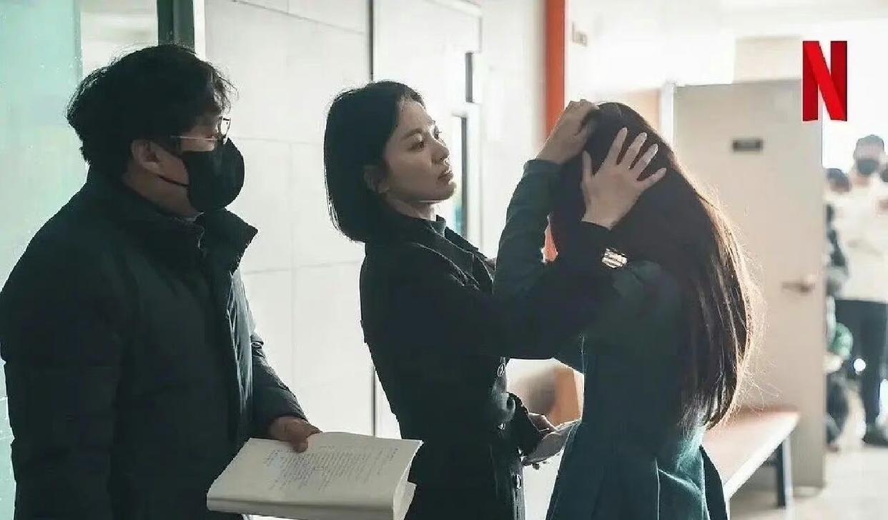 娱乐圈谁喜欢宋慧乔_宋慧乔粉丝评论_韩素希宋慧乔合作