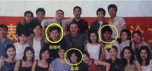 美女野兽组合 娱乐圈丑男美女恋爱故事 娱乐圈颜值与才华反差情侣_娱乐圈最丑男
