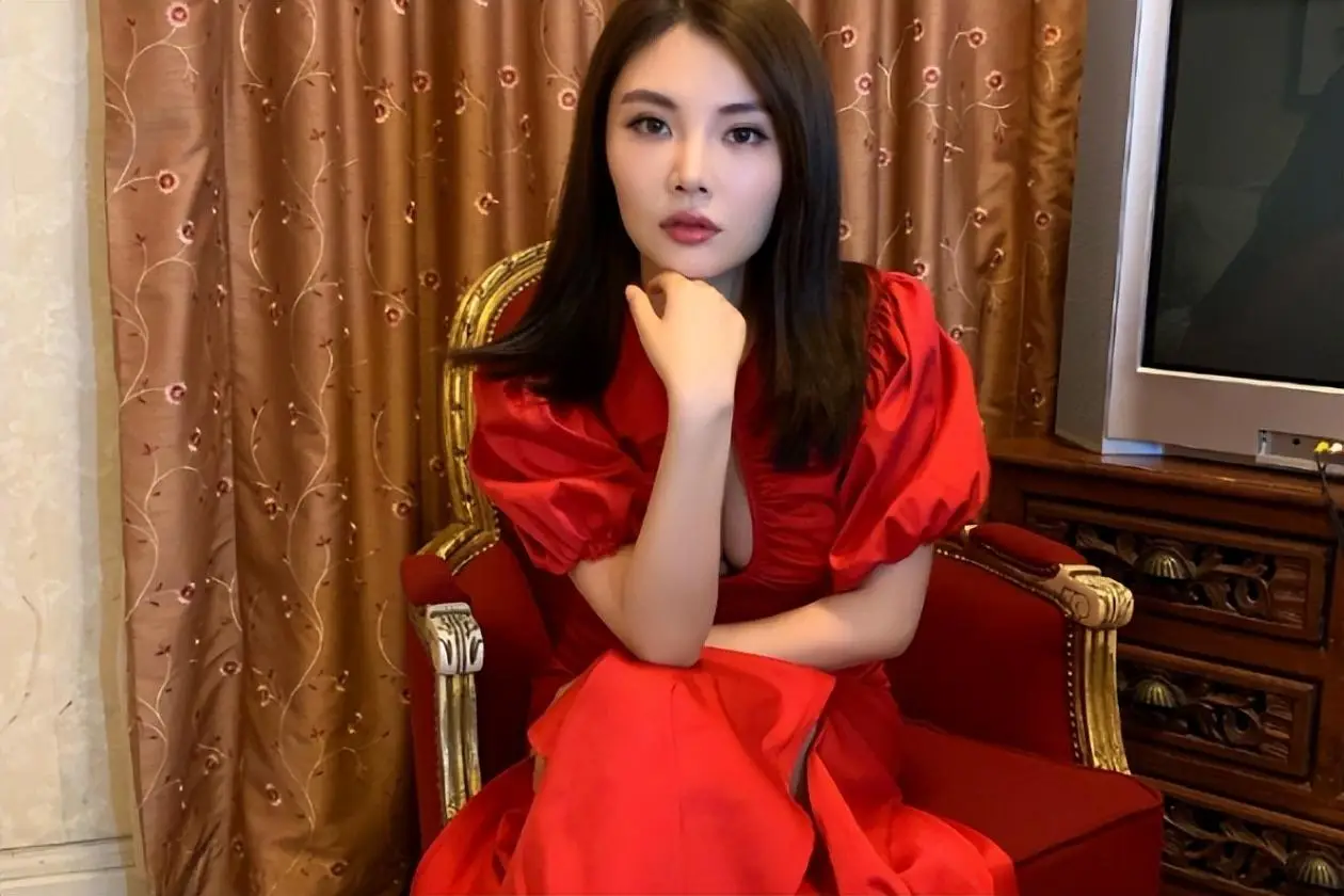 徐冬冬尹子维感情曝光_娱乐圈明星感情真实性_娱乐圈最新的情侣