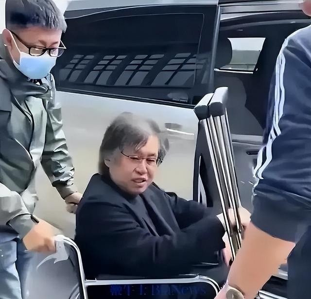 郑智化卖惨被扒_郑智化机场事件真相_郑智化抨击娱乐圈